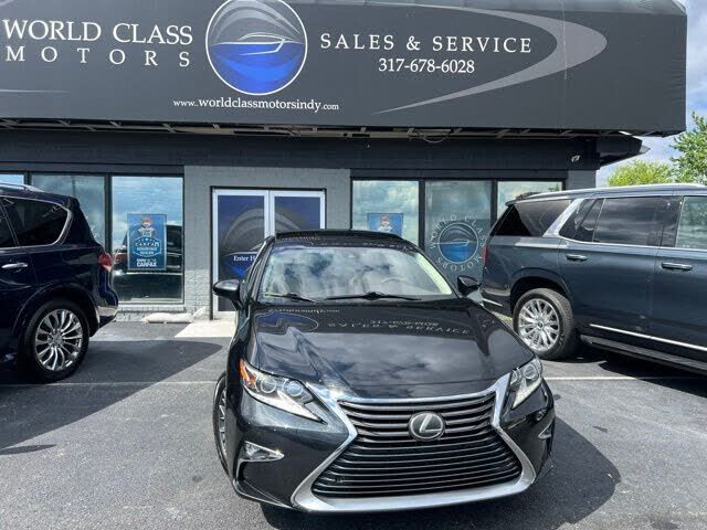 2017 LEXUS ES