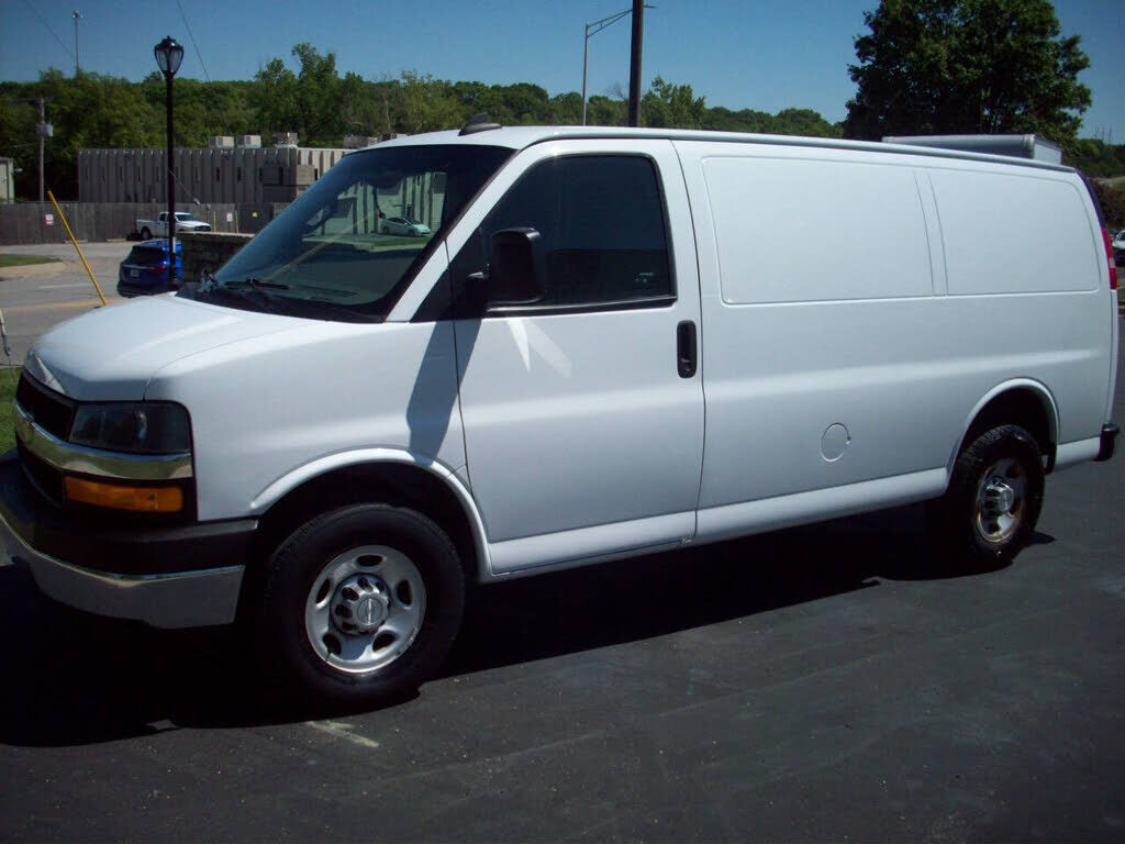 2018 CHEVROLET Express