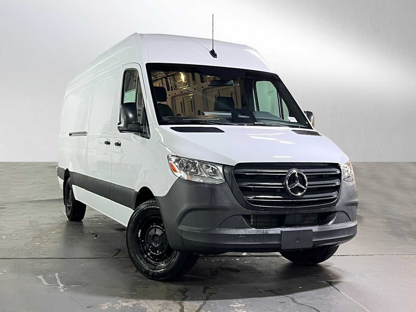 2025 MERCEDES-BENZ Sprinter