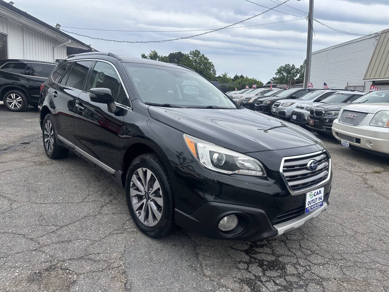 2017 SUBARU Outback