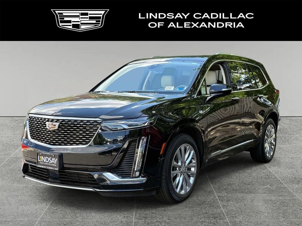 2021 CADILLAC XT6