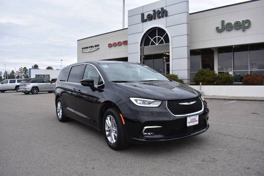 2026 CHRYSLER Pacifica