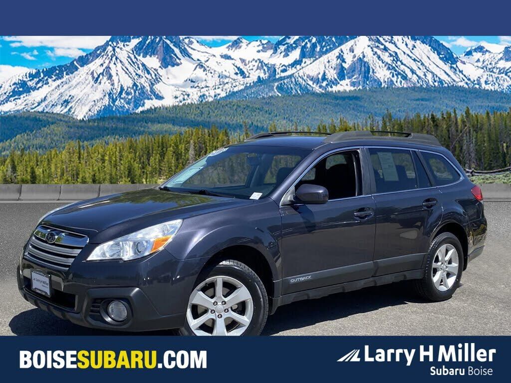 2013 SUBARU Outback