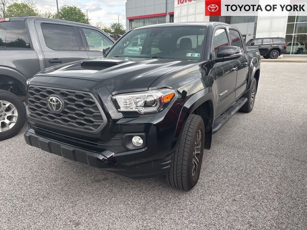 2020 TOYOTA Tacoma