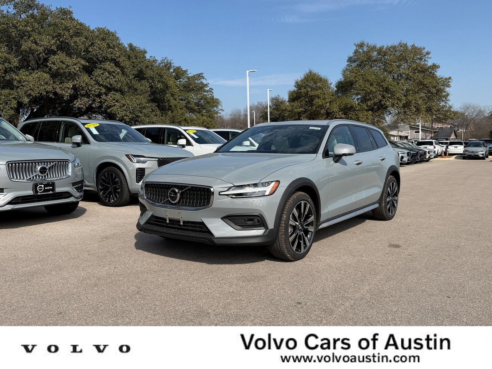 2026 VOLVO V60CC