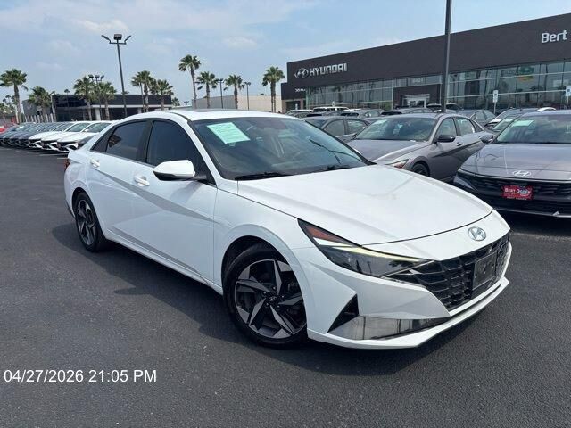 2023 HYUNDAI Elantra