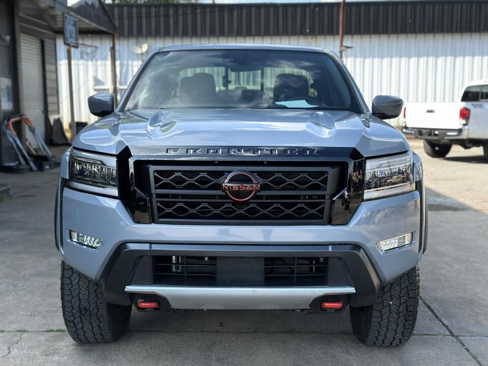 2024 NISSAN Frontier