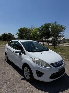 2013 FORD Fiesta