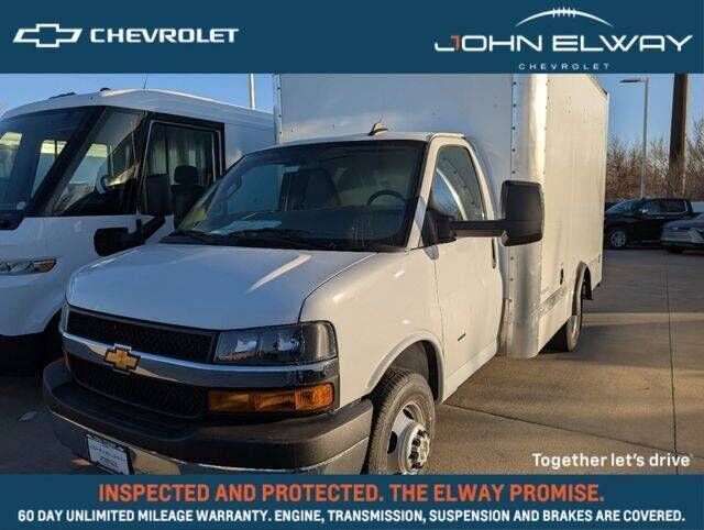 2024 CHEVROLET Express