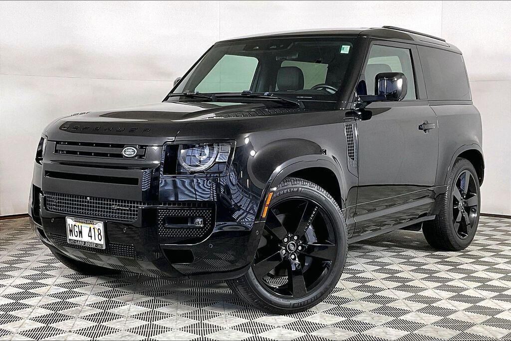 2022 LAND ROVER Defender