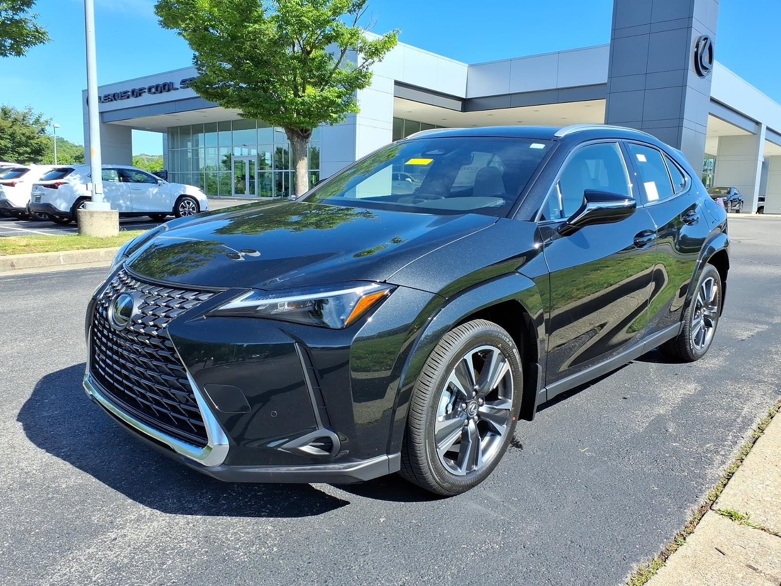 2026 LEXUS UX