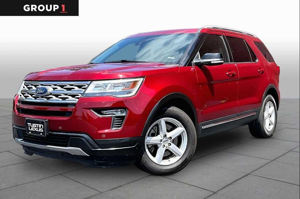 2018 FORD Explorer