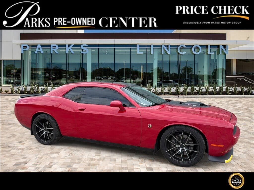 2016 DODGE Challenger
