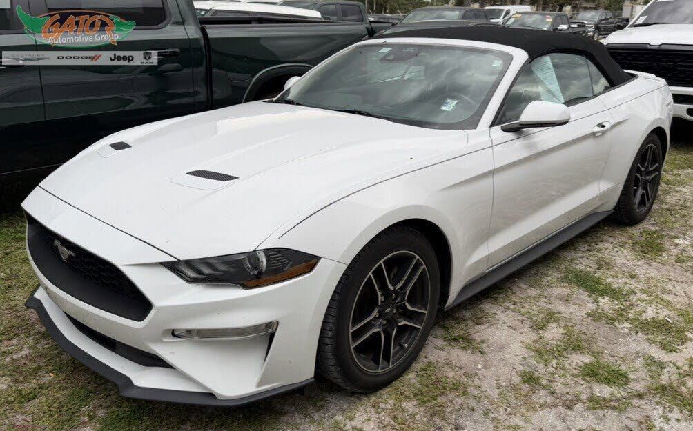 2021 FORD Mustang