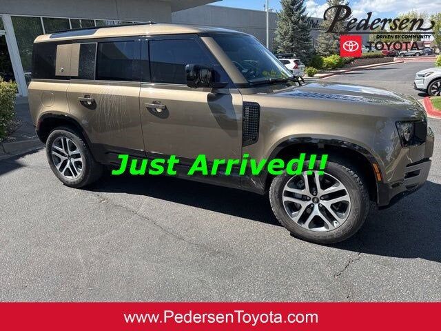 2021 LAND ROVER Defender