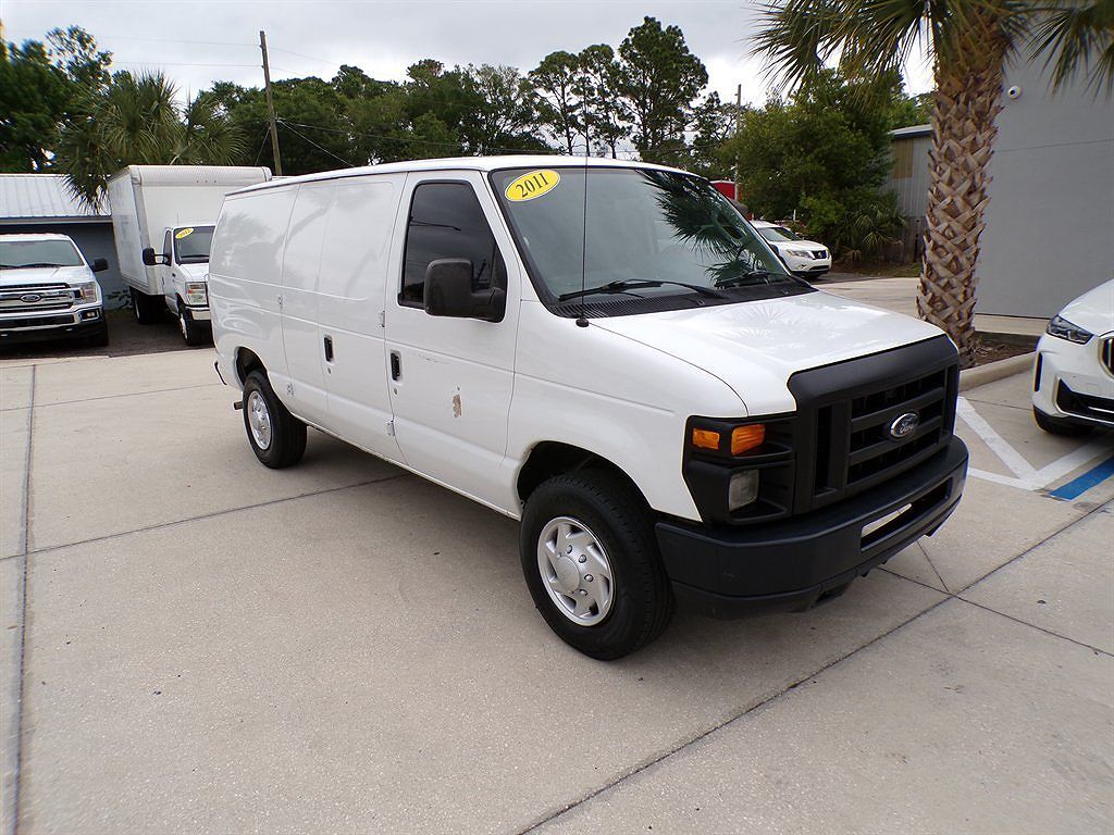 2011 FORD E-250