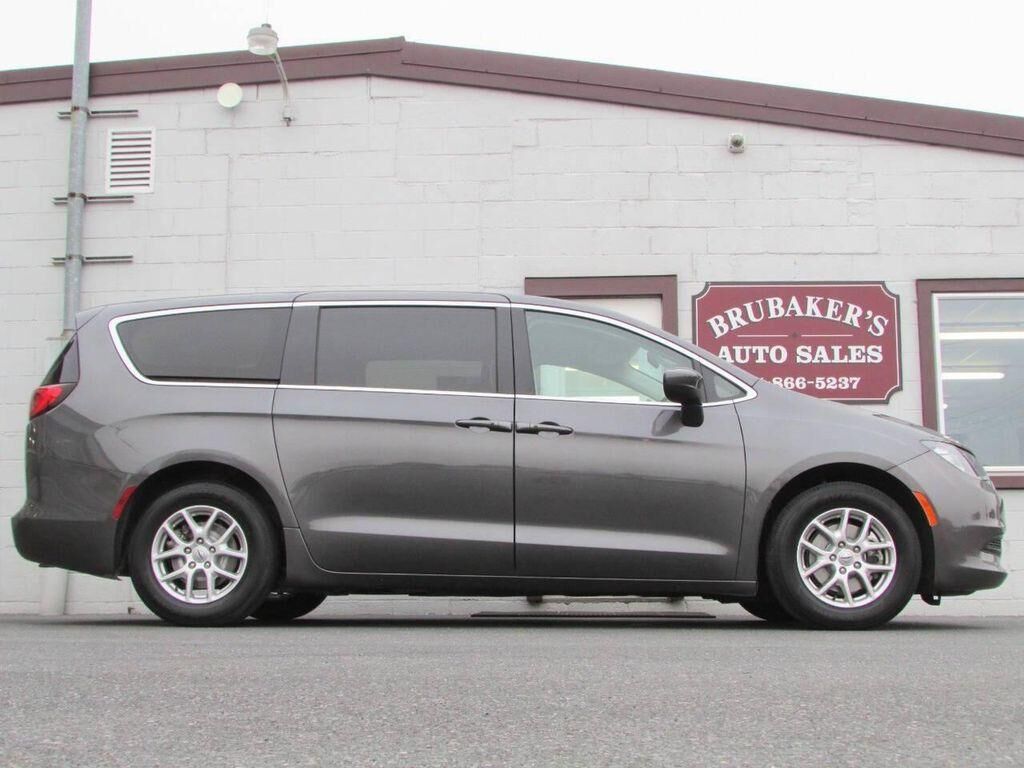 2022 CHRYSLER Pacifica