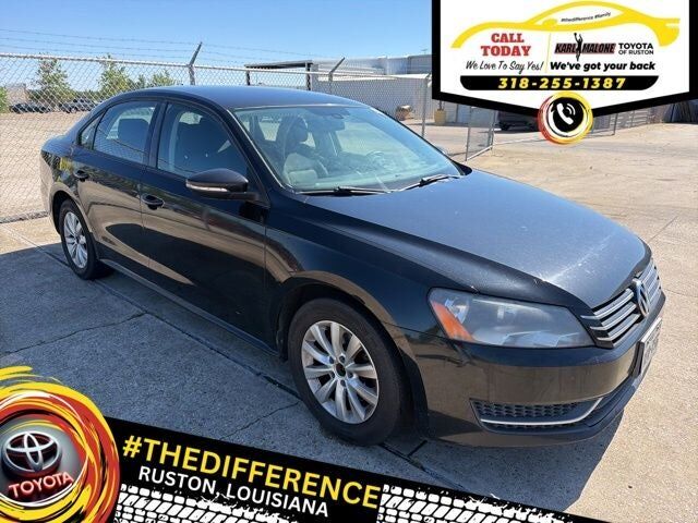 2012 VOLKSWAGEN Passat