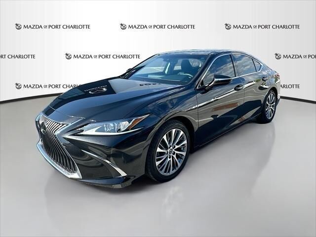 2021 LEXUS ES