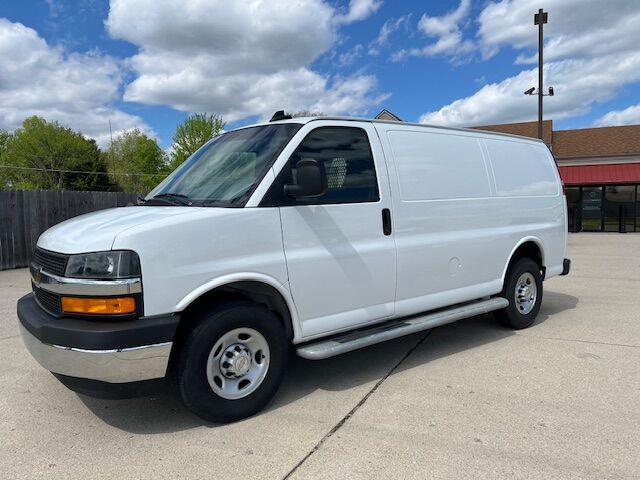 2024 CHEVROLET Express