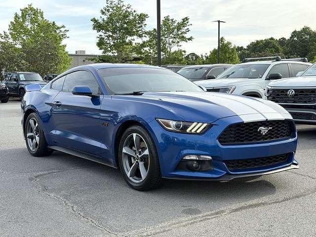 2017 FORD Mustang