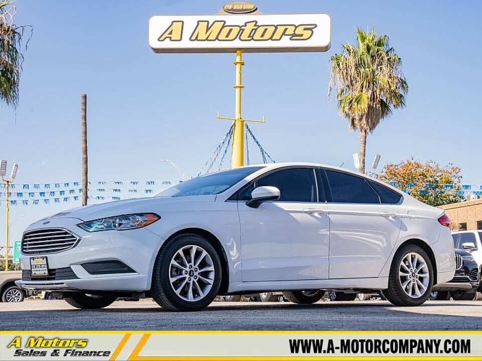 2017 FORD Fusion