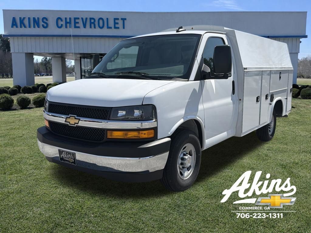 2026 CHEVROLET Express