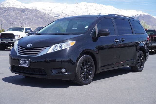 2016 TOYOTA Sienna
