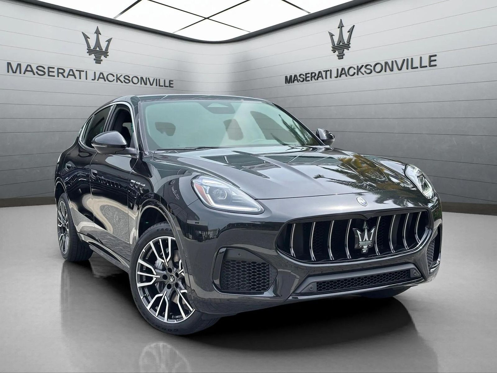 2025 MASERATI Grecale