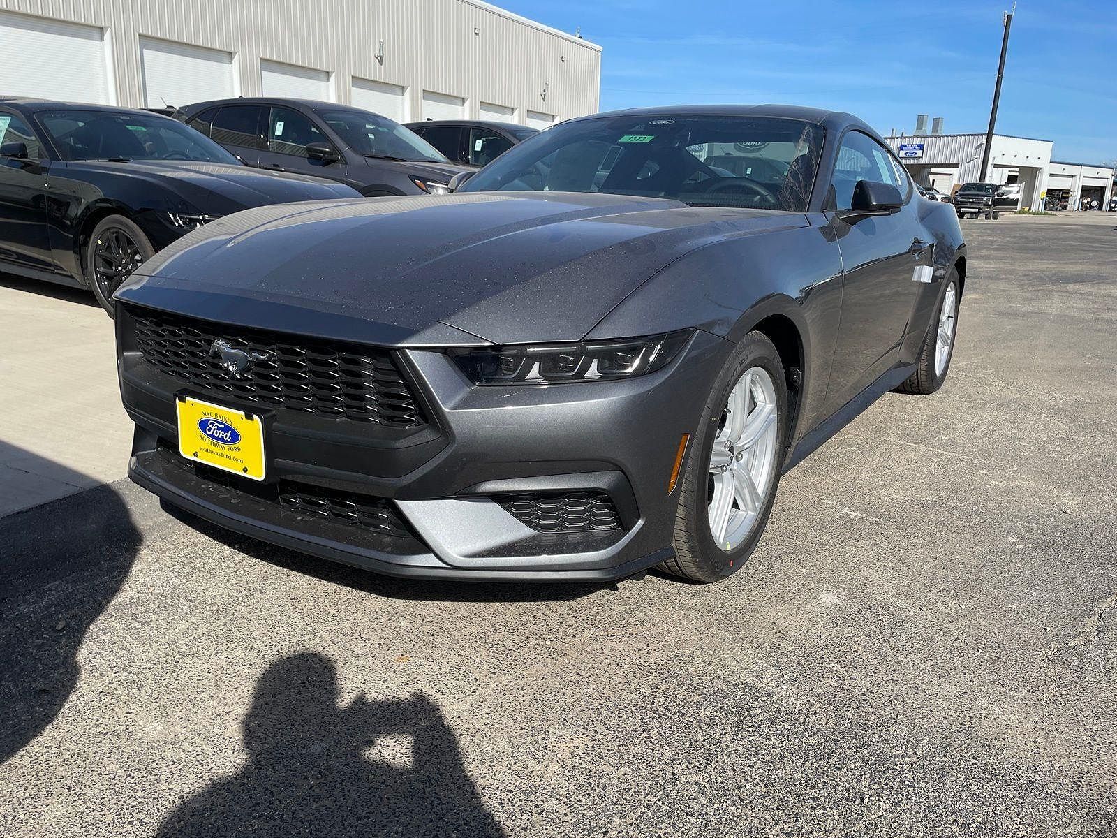 2026 FORD Mustang