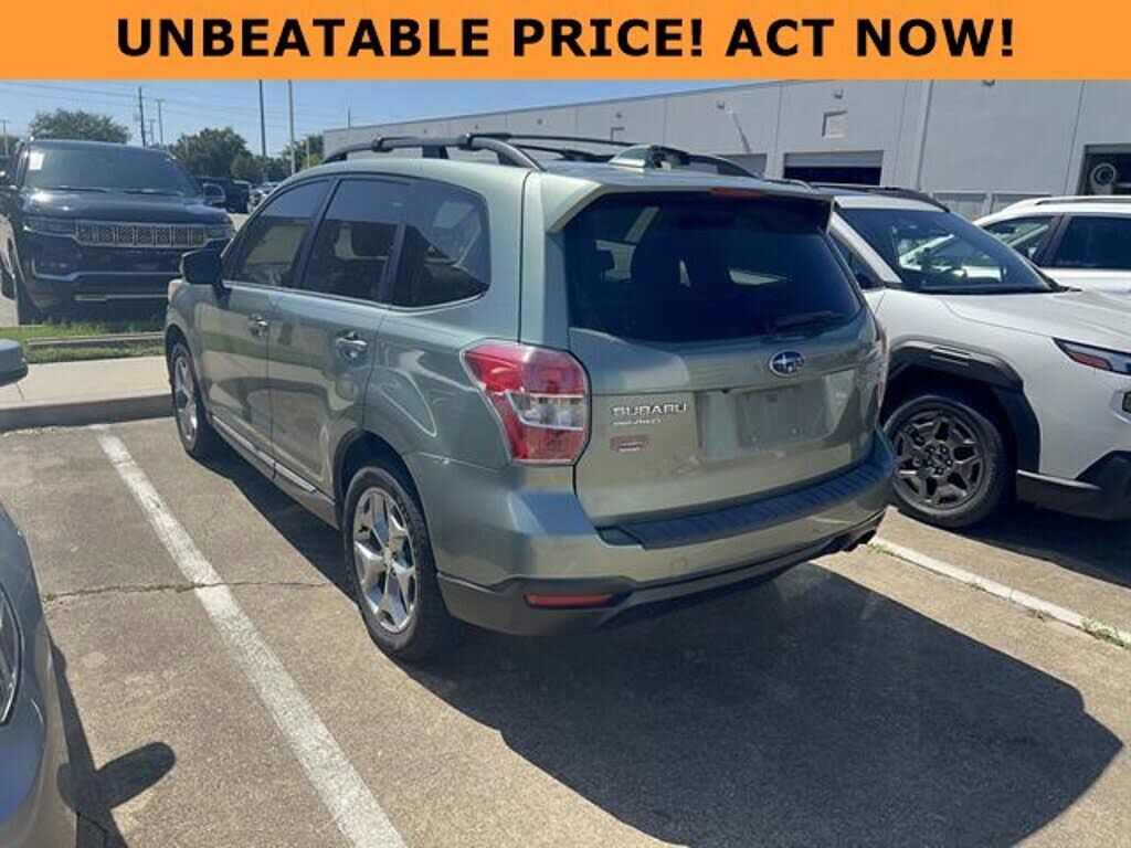 2016 SUBARU Forester