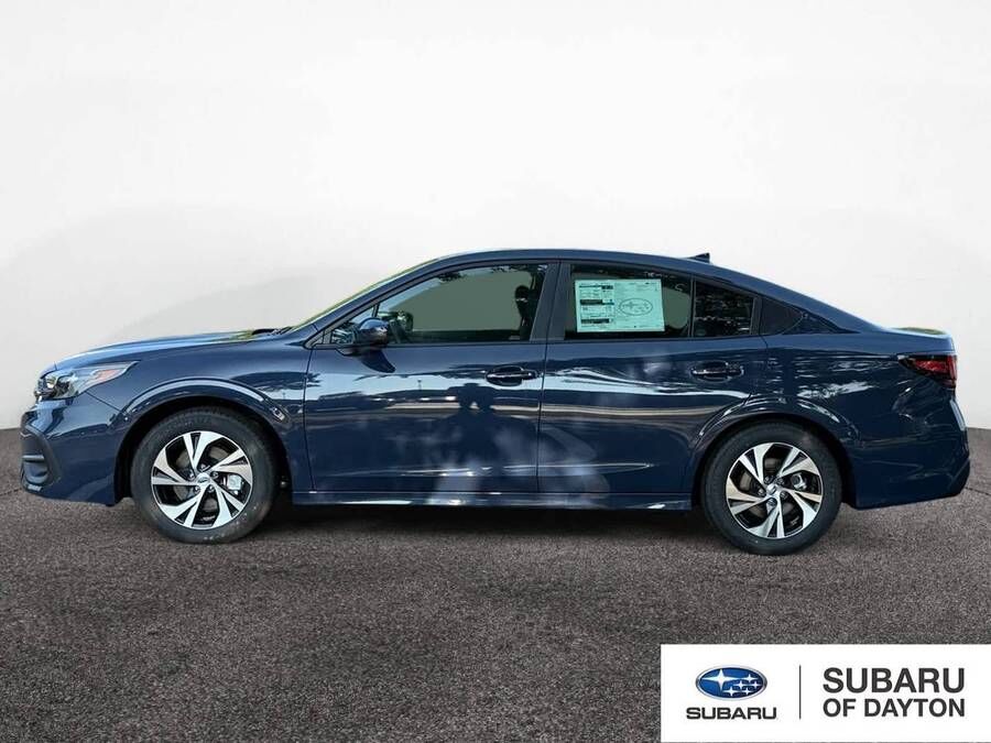 2025 SUBARU Legacy