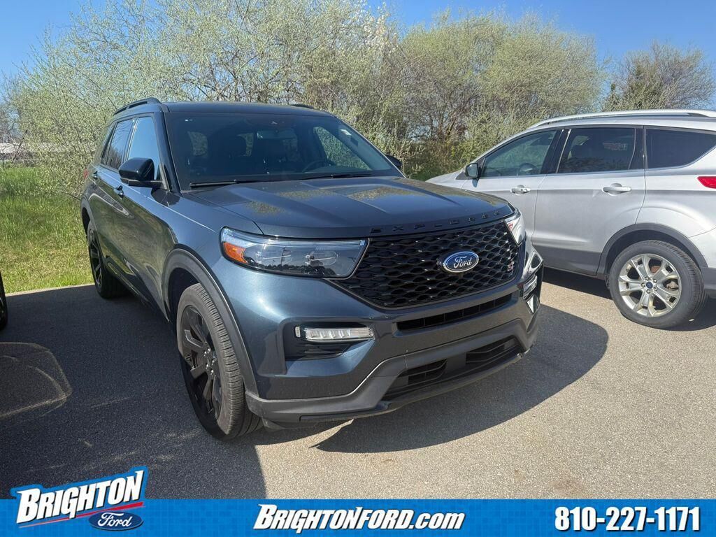 2023 FORD Explorer