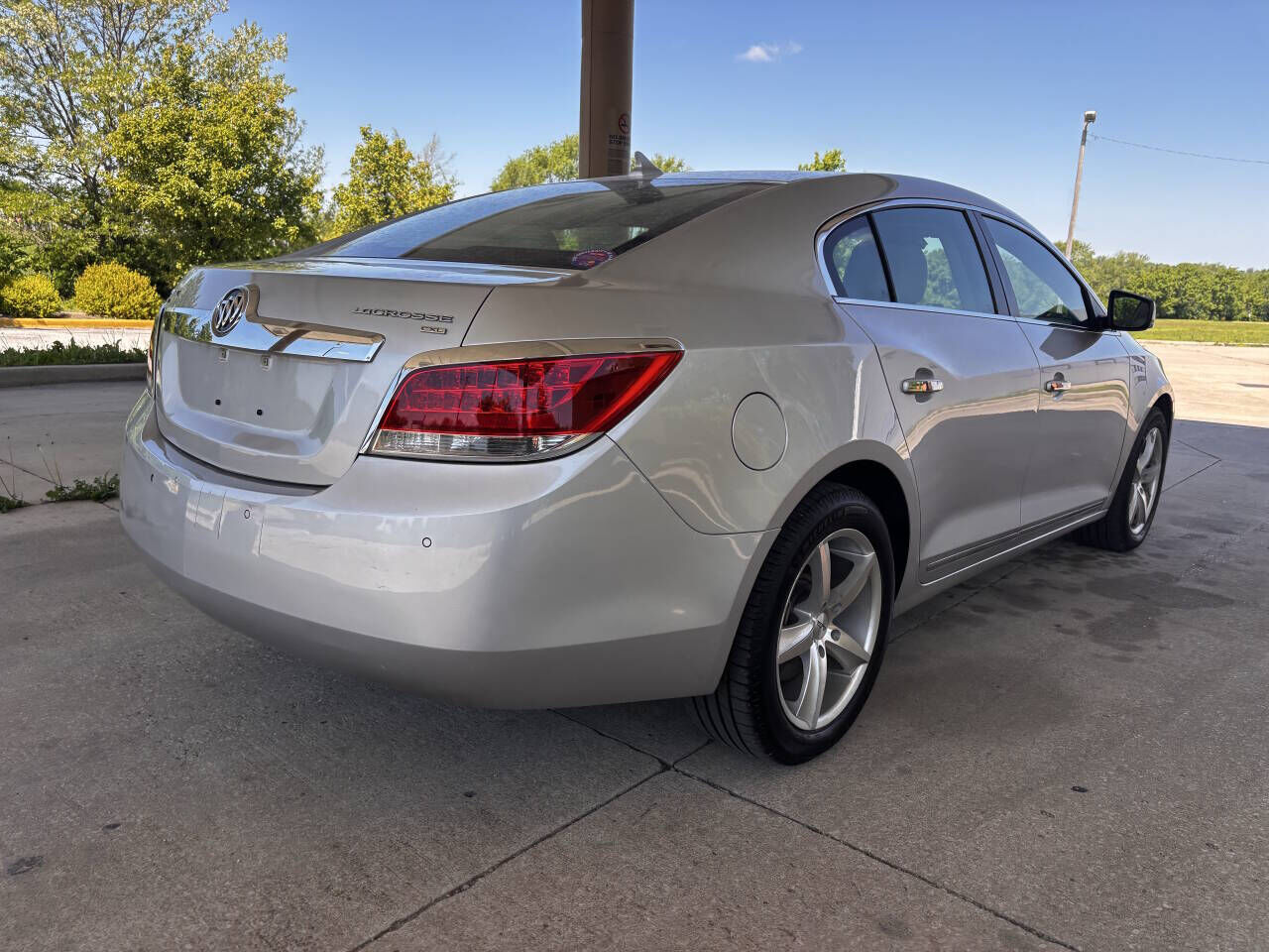 2010 BUICK LaCrosse