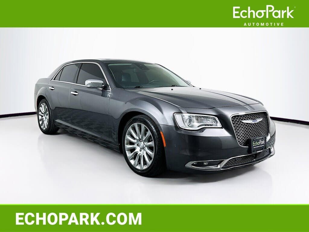 2019 CHRYSLER 300