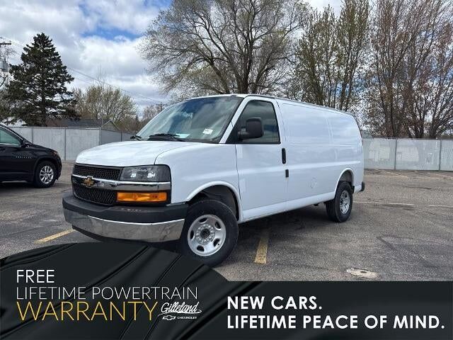 2026 CHEVROLET Express
