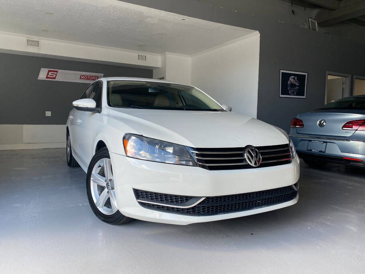 2012 VOLKSWAGEN Passat