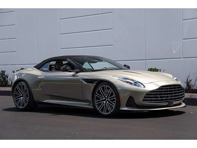 2024 ASTON MARTIN DB12