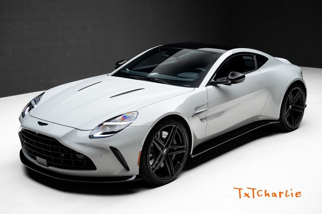 2025 ASTON MARTIN Vantage