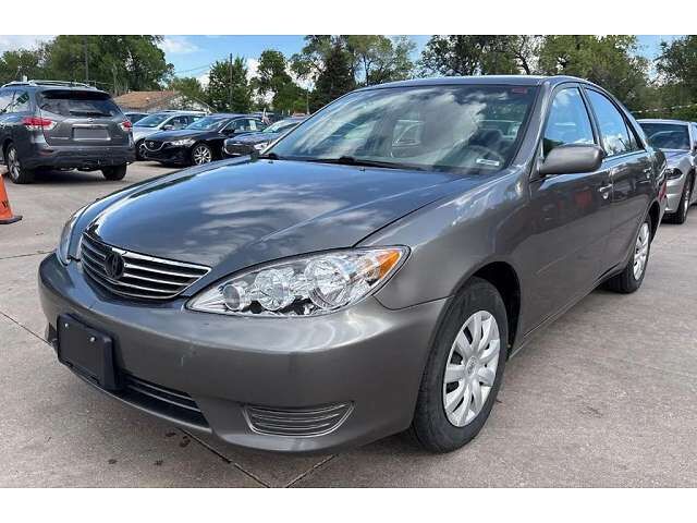 2005 TOYOTA Camry