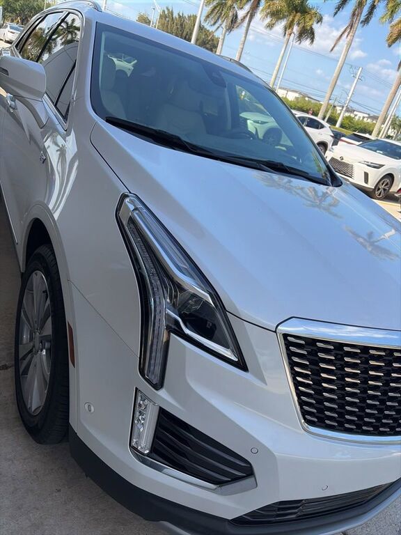 2024 CADILLAC XT5