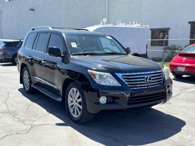 2011 LEXUS LX