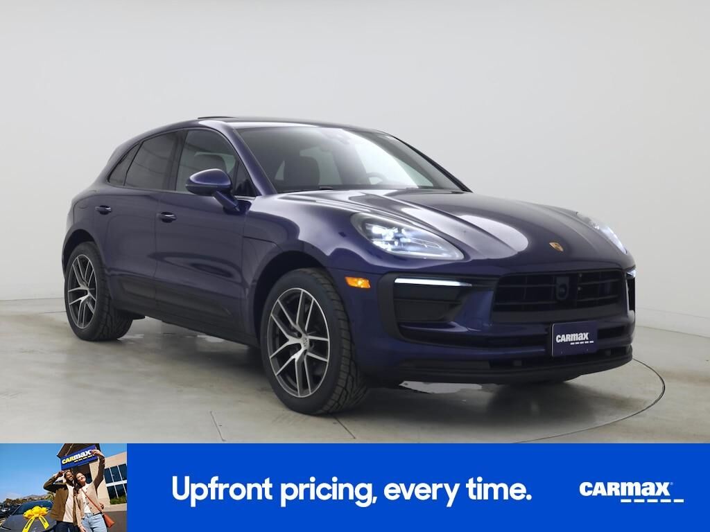 2023 PORSCHE Macan