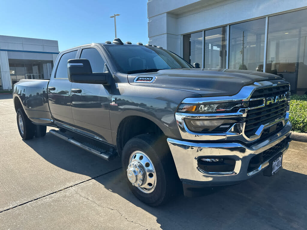 2025 RAM 3500