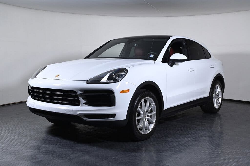 2023 PORSCHE Cayenne