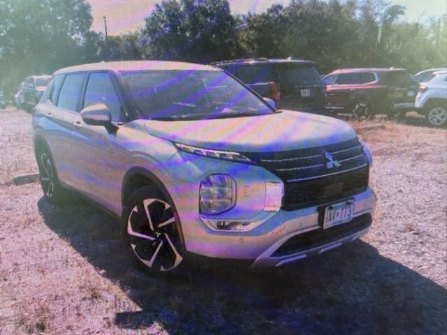 2024 MITSUBISHI Outlander