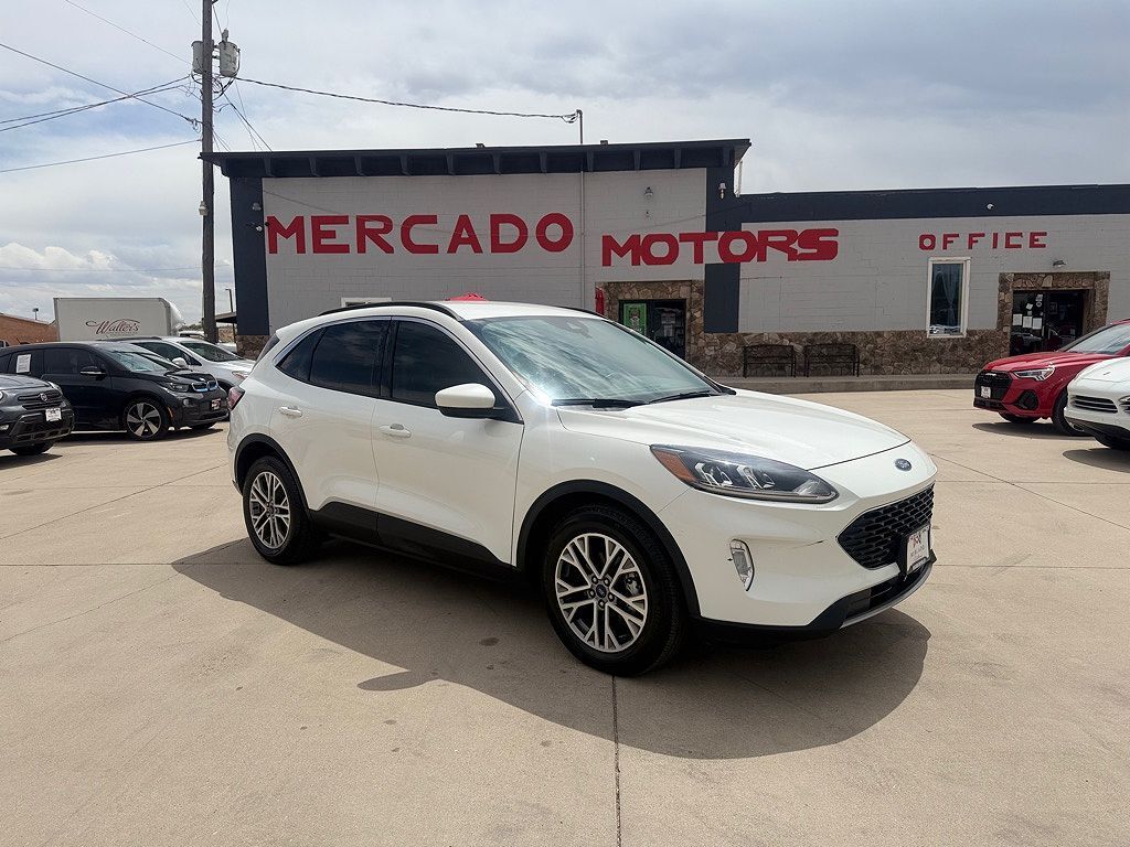2022 FORD Escape