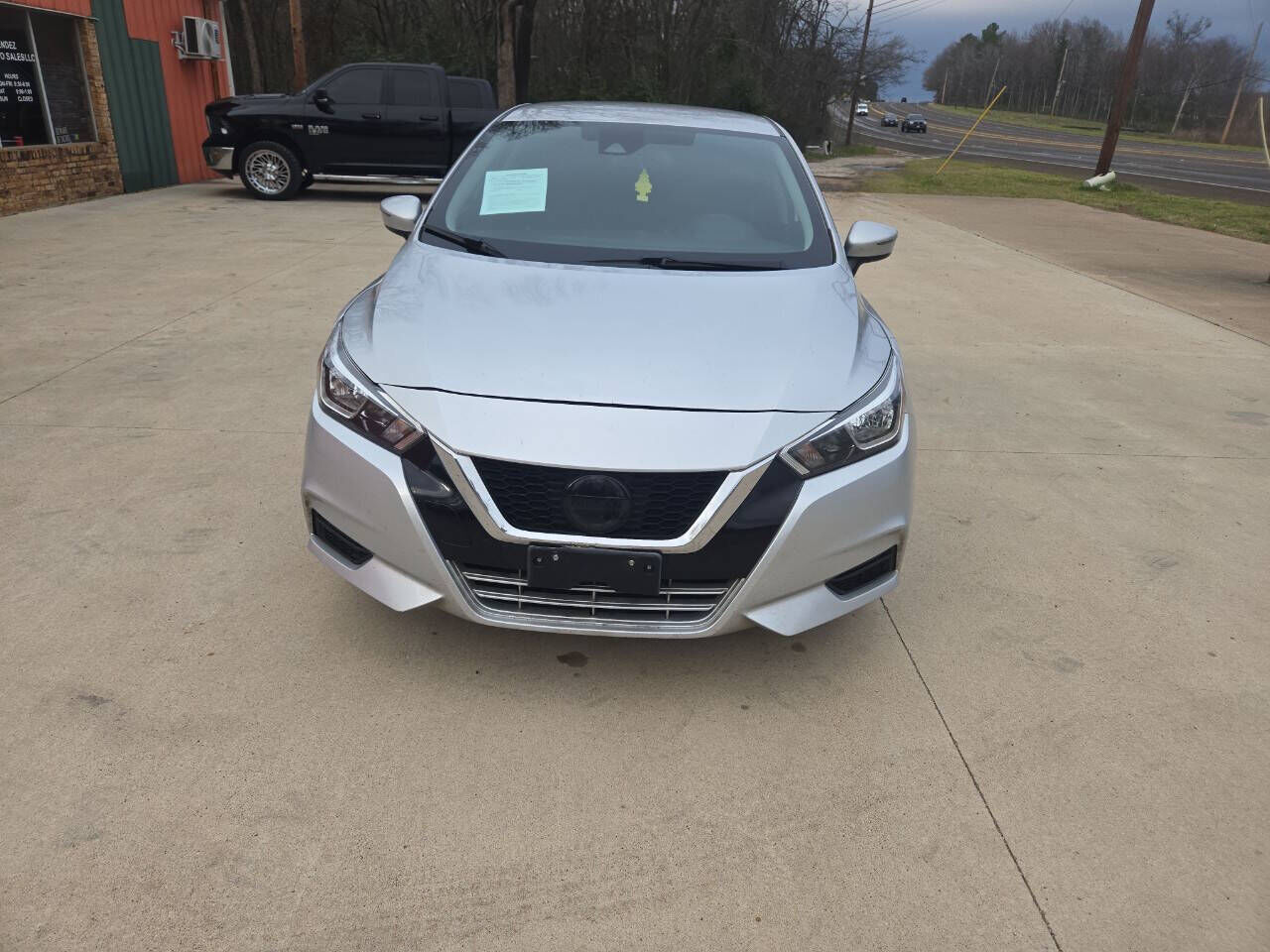 2020 NISSAN Versa