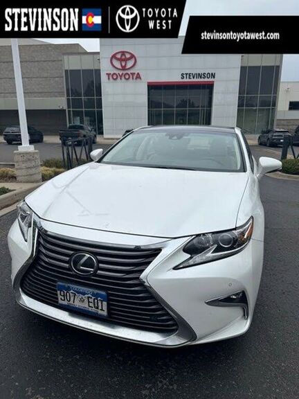 2017 LEXUS ES