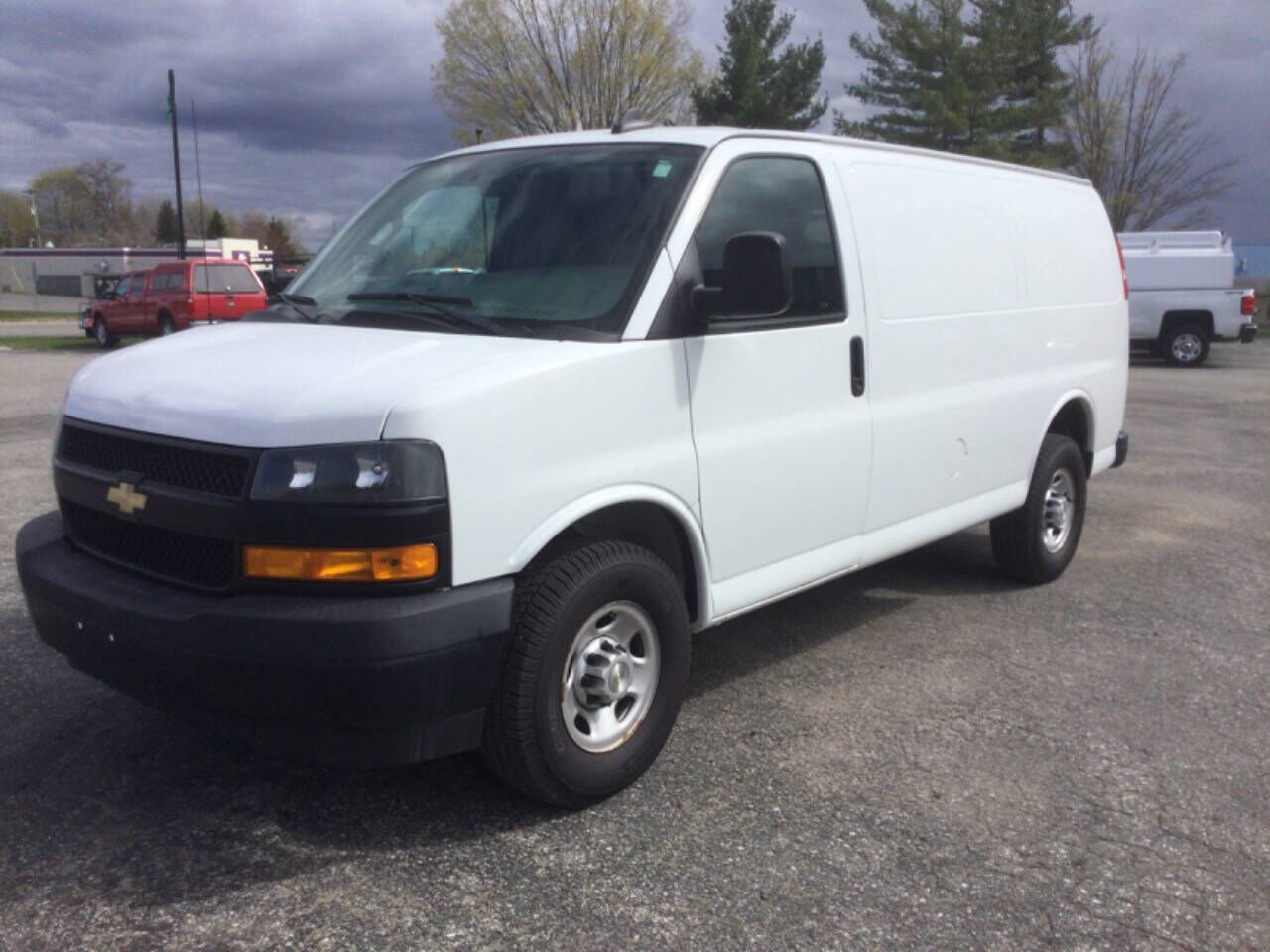 2020 CHEVROLET Express